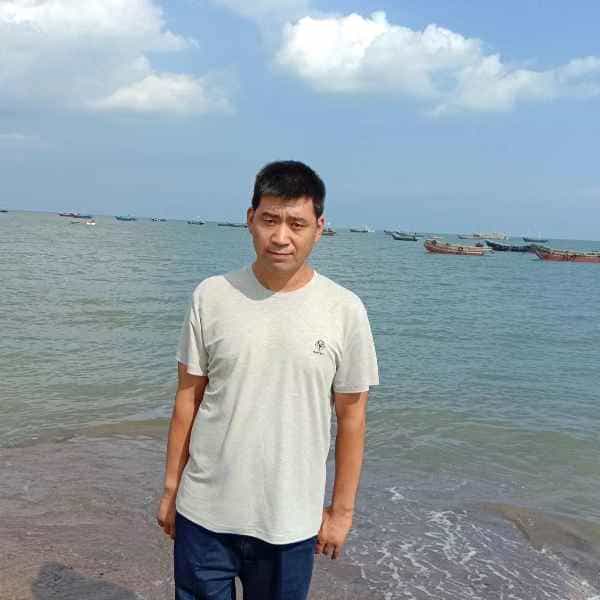 44岁岁辽宁单身帅哥 - 吉林吉缘网