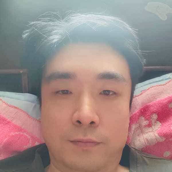 43岁岁河南单身帅哥 - 吉林吉缘网